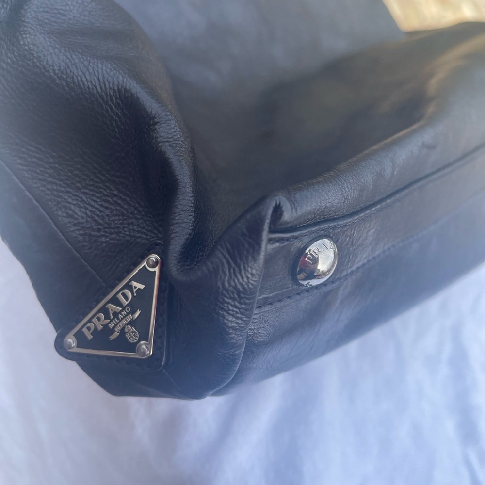Vintage Prada Glacé Folding tote - Picture 9 of 16